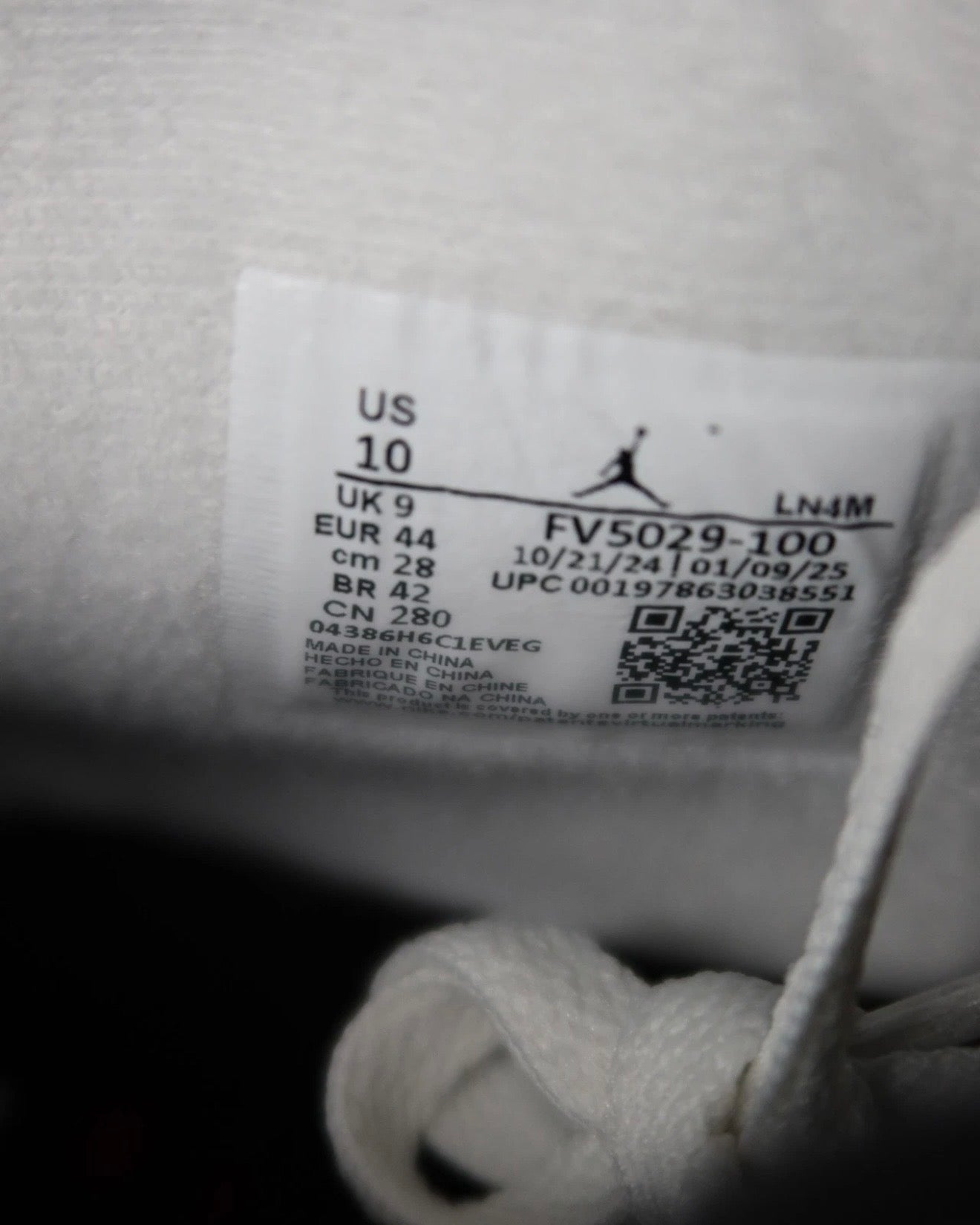 Jordan 4 Retro White Cement (2025)